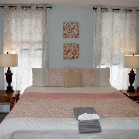 에이드리언 Cozy 2Nd Story Flat Near Downtown 아파트 외부 사진